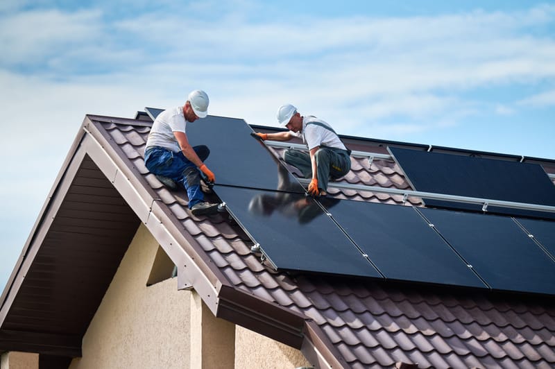 Solar-Anlage mit 485 Watt Aiko Modulen und Expressmontage in 3-4 Wochen!