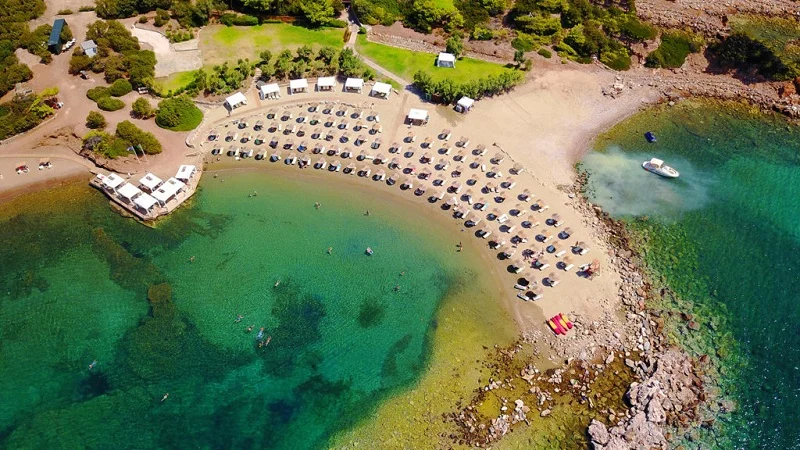 The Best Beaches Near Sounio & the Athens Riviera