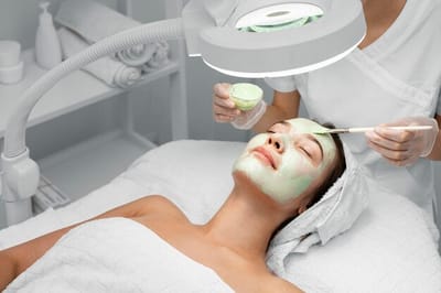 How Chemical Peels Help to Reduce Fine Lines