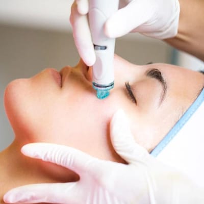 Is Hydrafacial Ideal for Brides-to-Be?