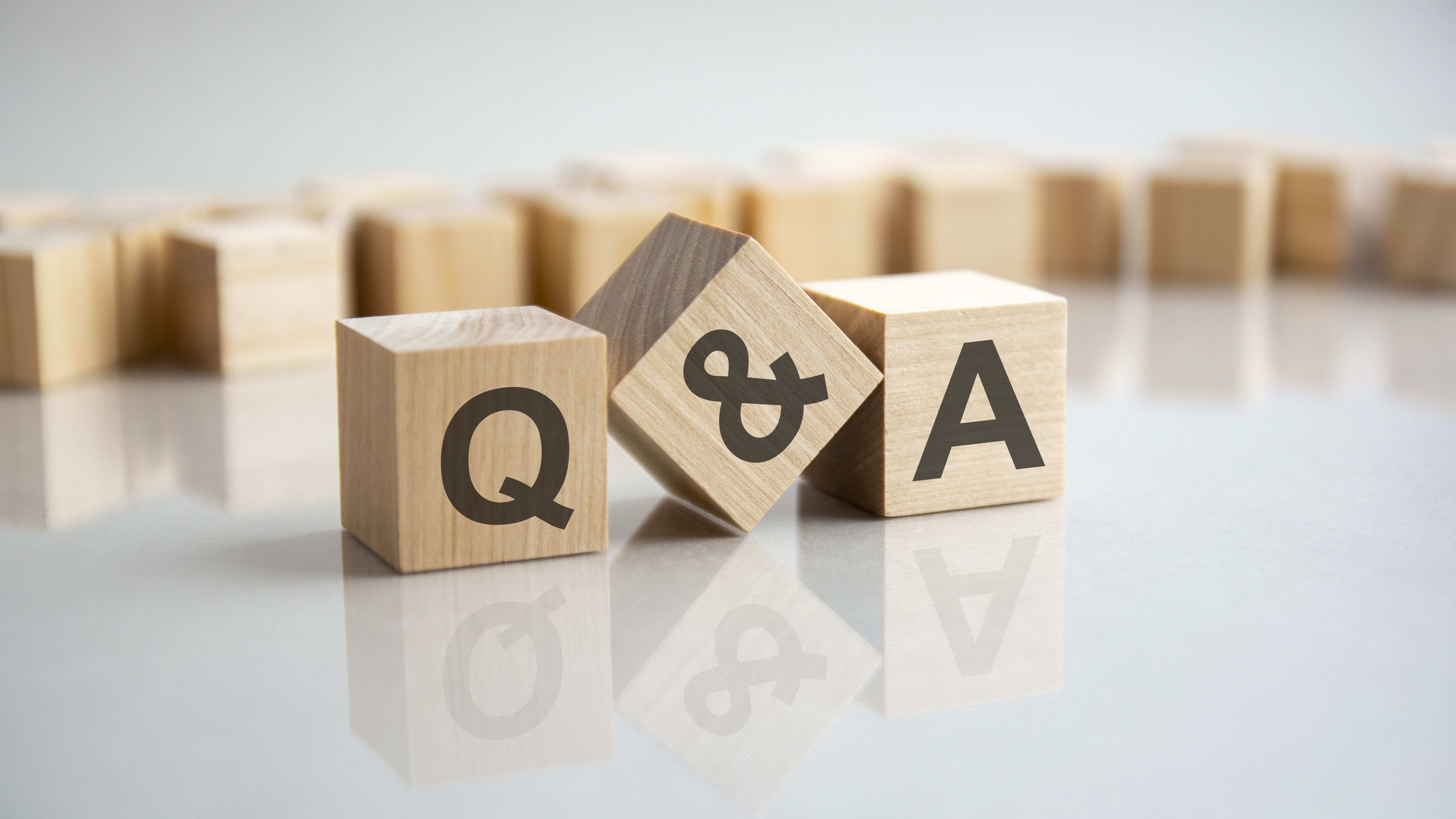 Wooden blocks spelling Q&A