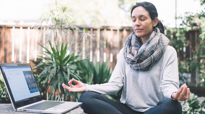 תהליכים רגשיים נפוצים שעצמאים מתמודדים איתם (אבל לא רק:)