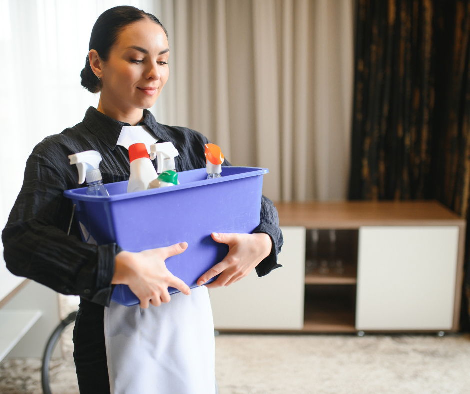 شغاله بالساعة الرياض