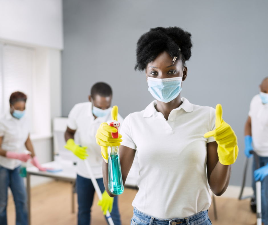 عاملات تنظيف بالرياض