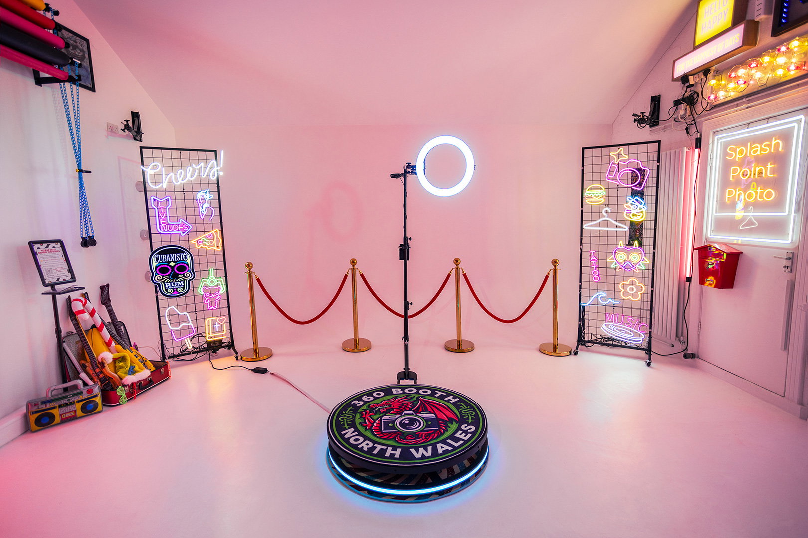 360 Booth North Wales at Splash Point Photo