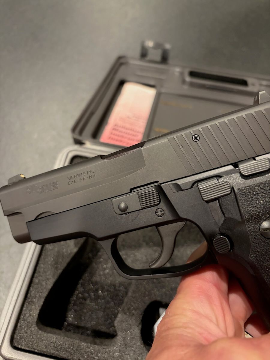 Sig P228