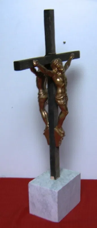 double christ en croix ________gain de productivitée ........2012