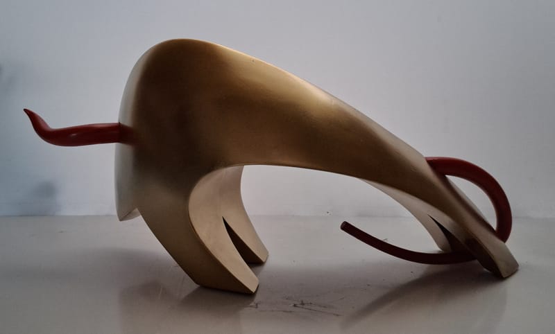 taureau 40cm courbe corne rouge 