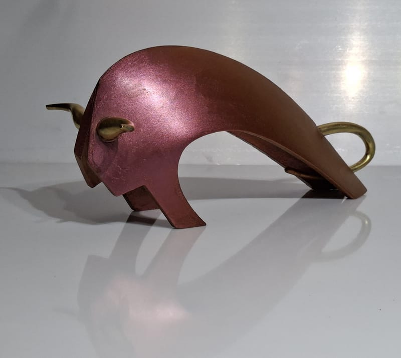 TAUREAU ALUMINIUM VERNIS MULTICOULEURS  CORNE BRONZE 