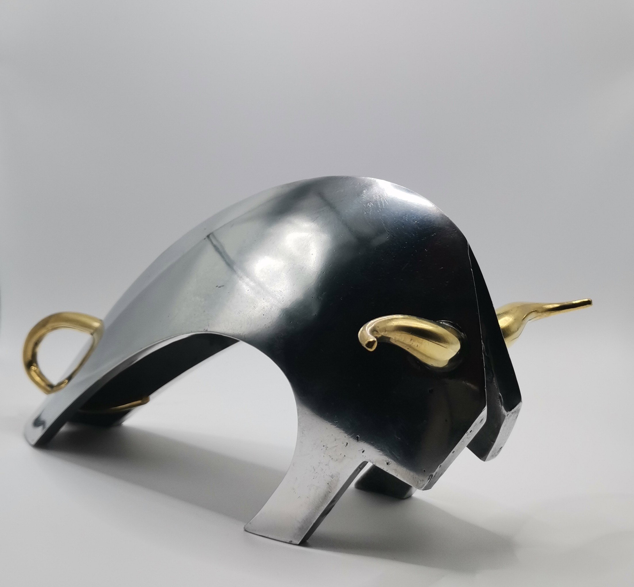 TAUREAU ALU POLI  corne bronze