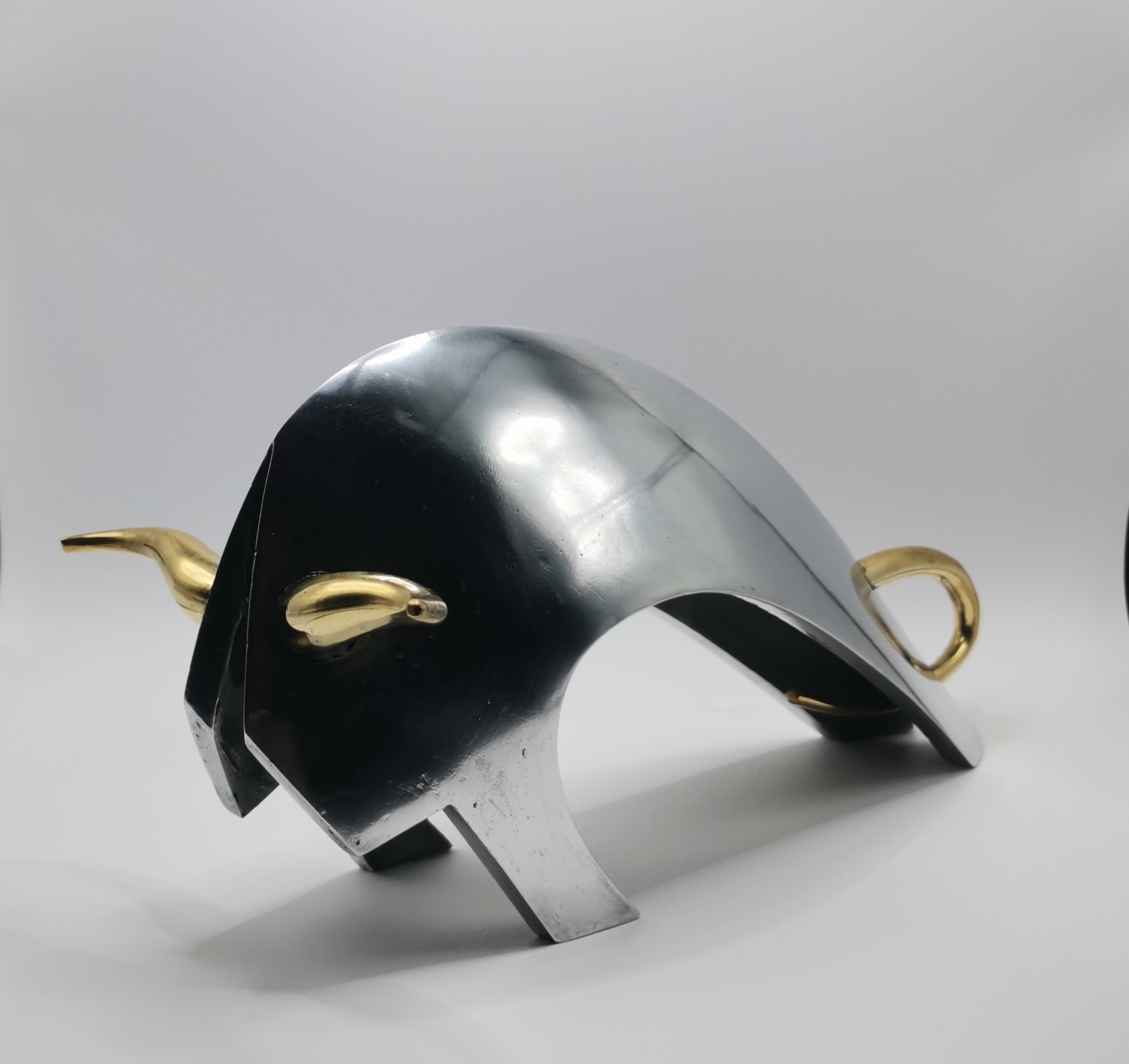 TAUREAU ALU POLI  corne bronze