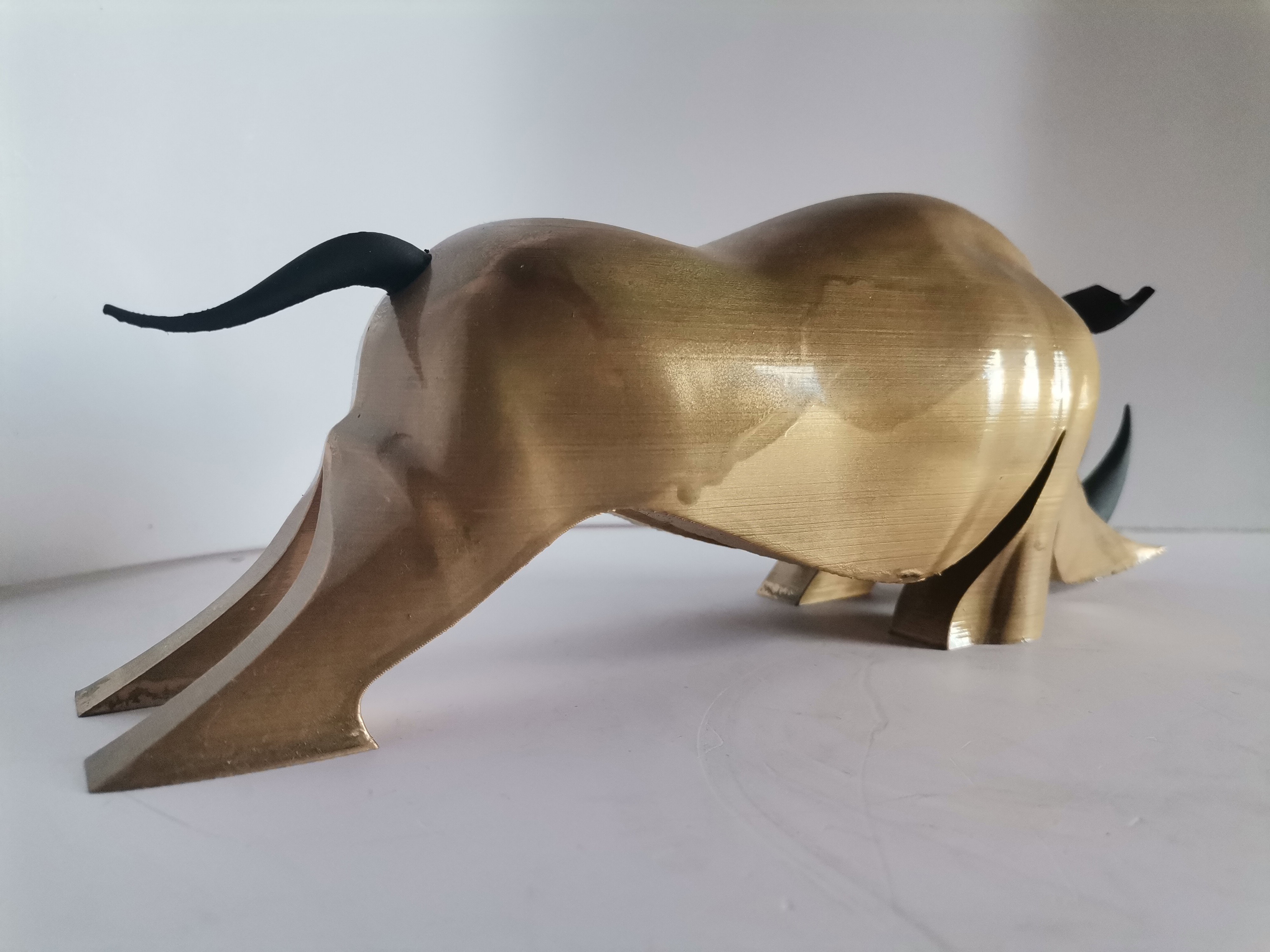RHINOCEROS classic faux bronze