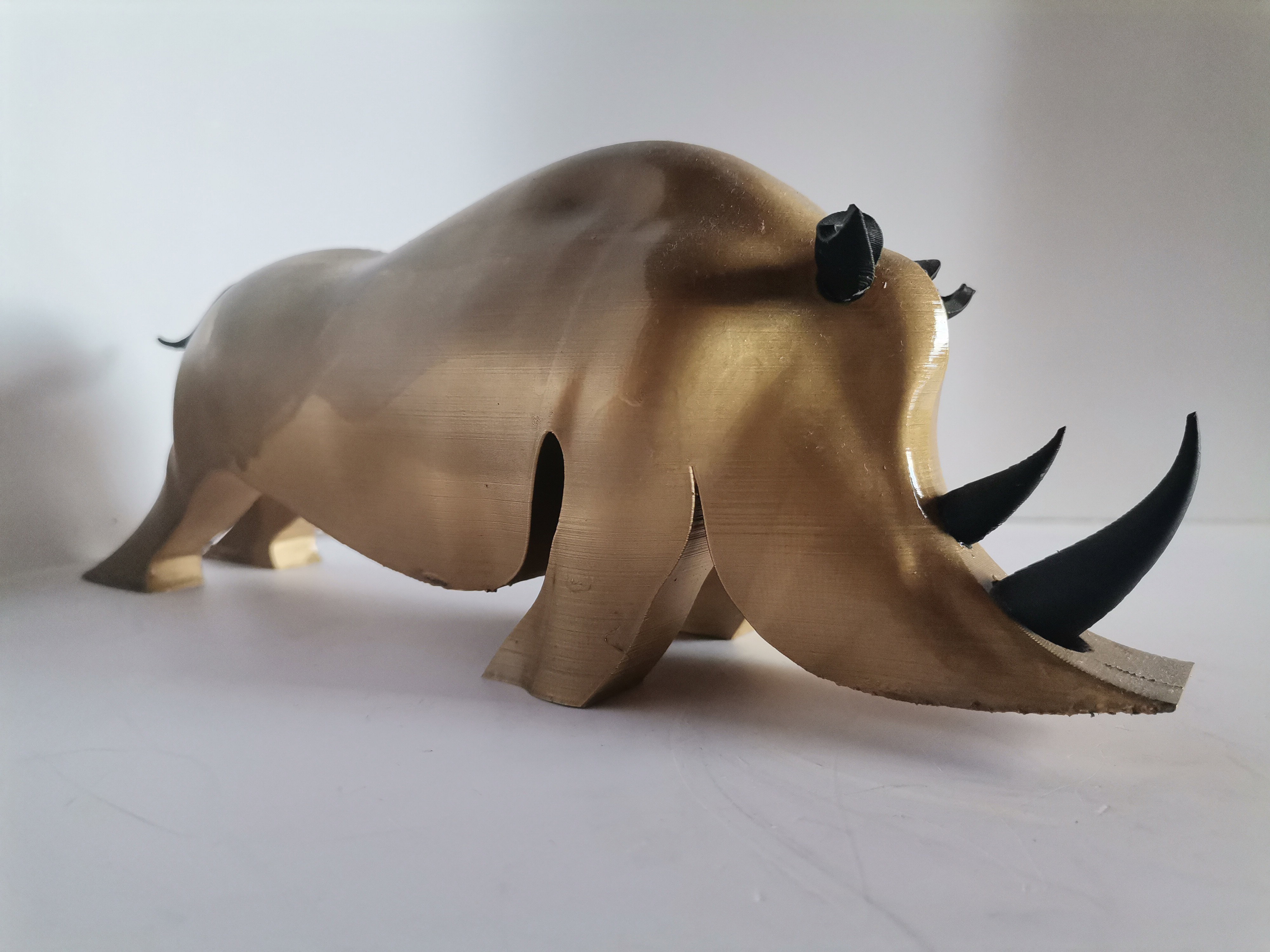 RHINOCEROS classic faux bronze