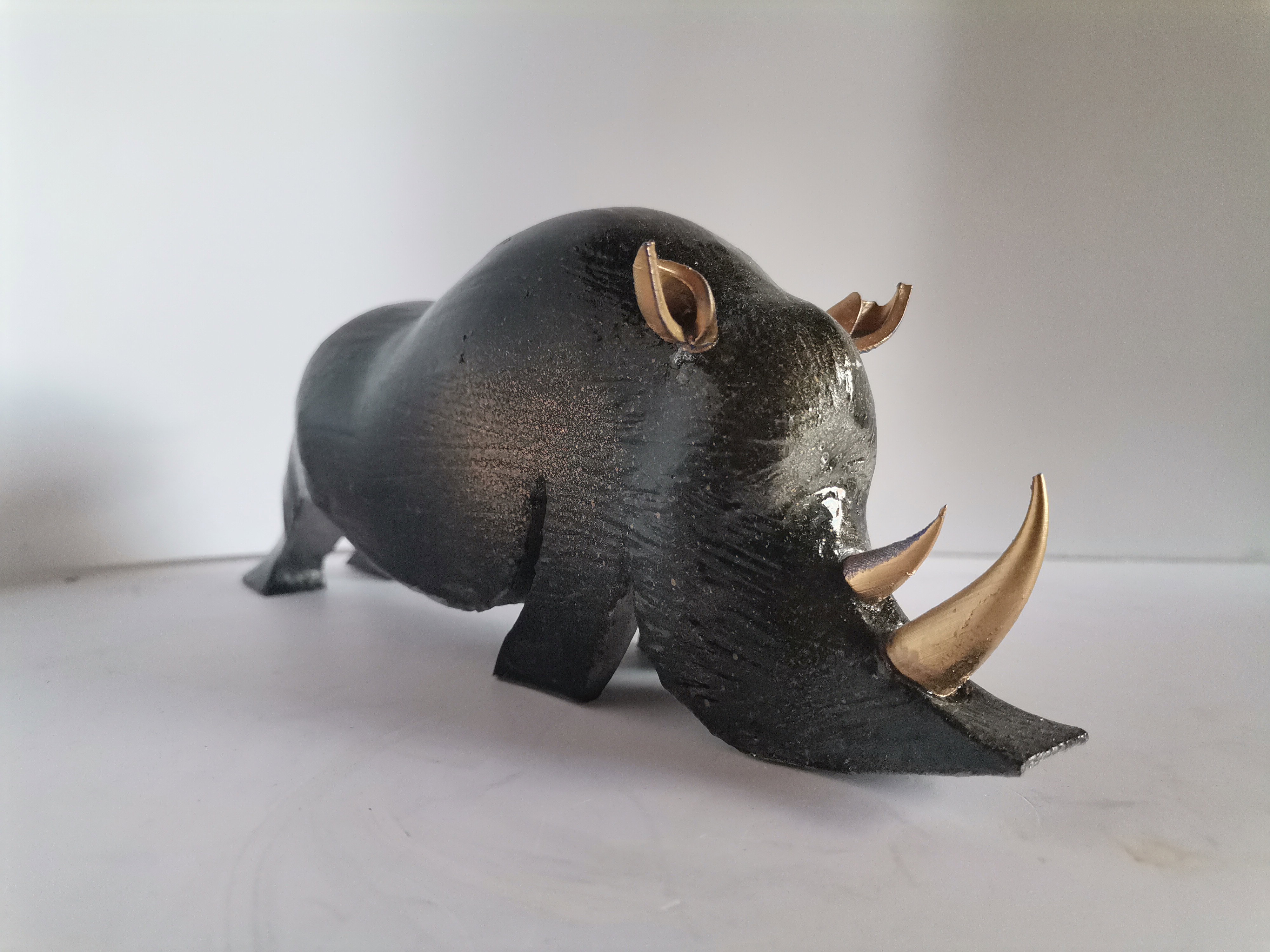 RHINOCEROS classic old bronze