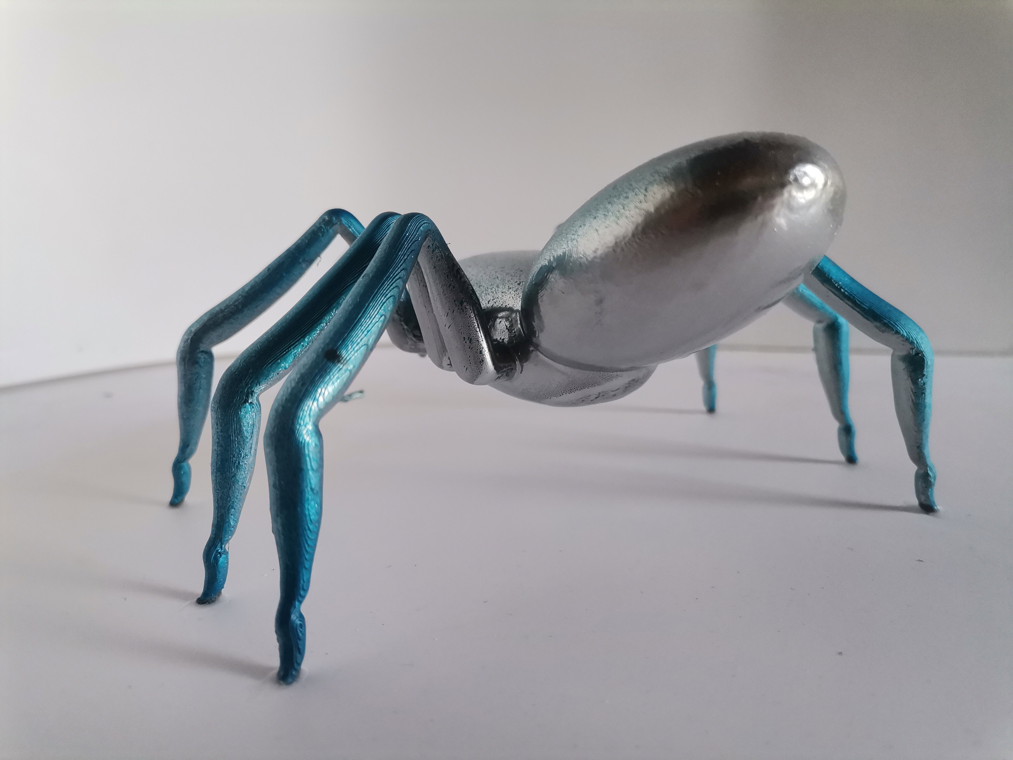 SPIDER RESIN STAINLESS STEEL COLORS BLUE LEGS