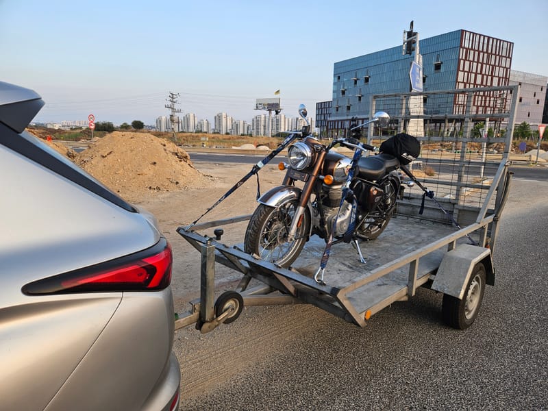 גרירת אופנועים בקרית אונו 24/7 – שירות מקצועי, מהיר ואמין לכל סוגי האופנועים