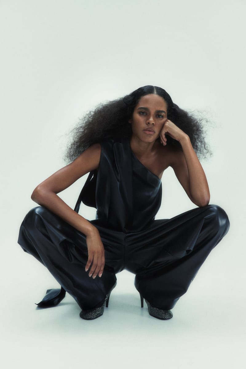 MIKA SANTOS: A SERGIPANA QUE CONQUISTOU DONATELLA VERSACE E AS PASSARELAS INTERNACIONAIS