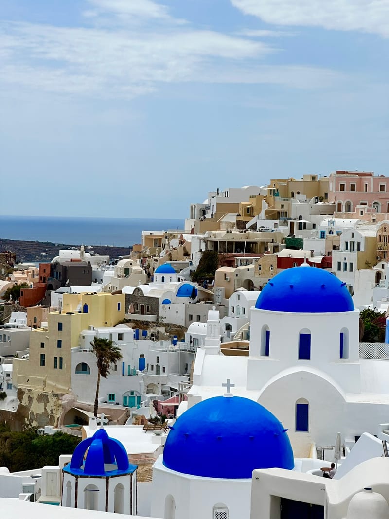 4 days trip on the magical island of Santorini