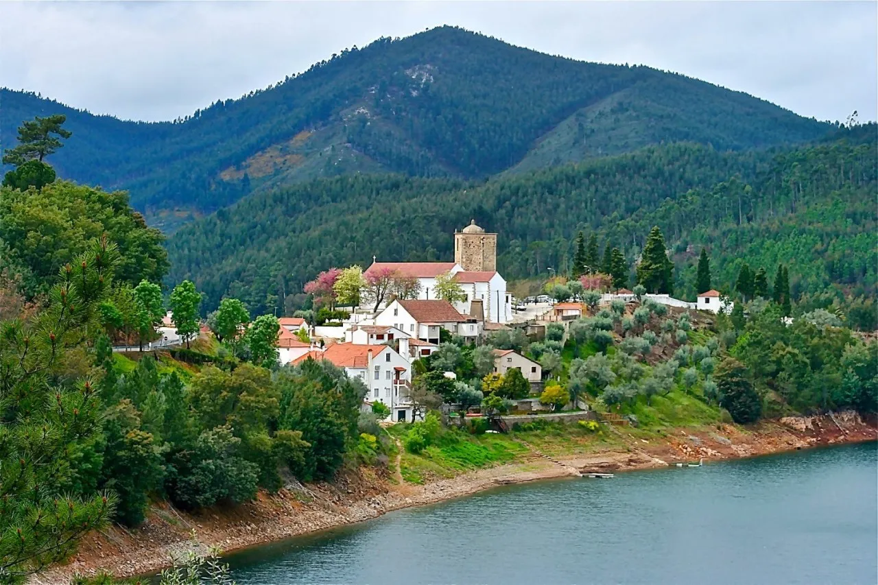 Dornes (5 km)