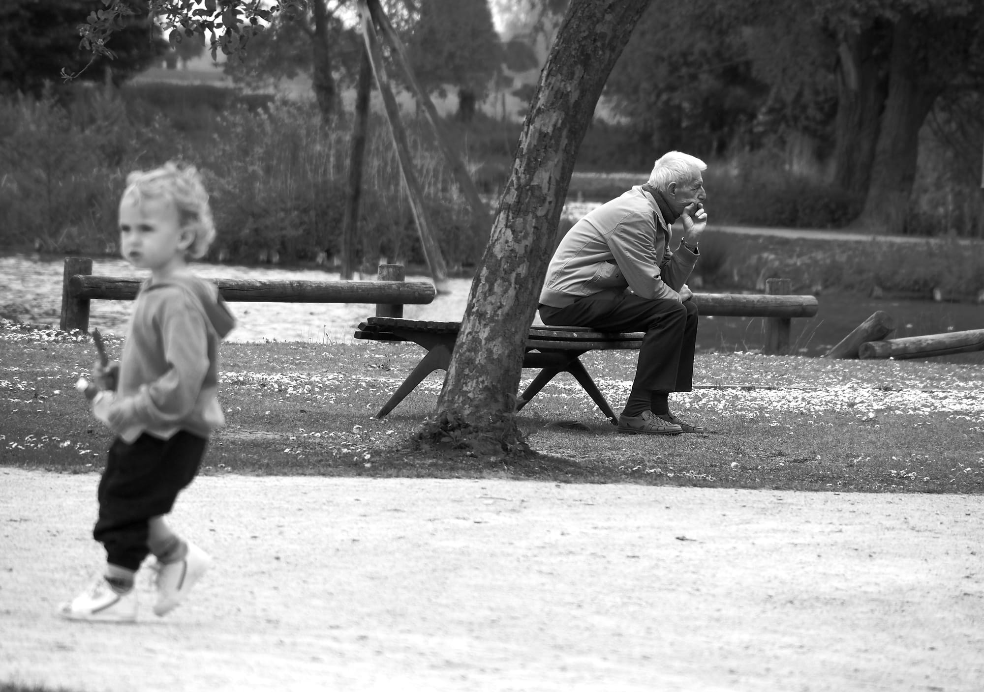 Quelqu'un, quelque part...