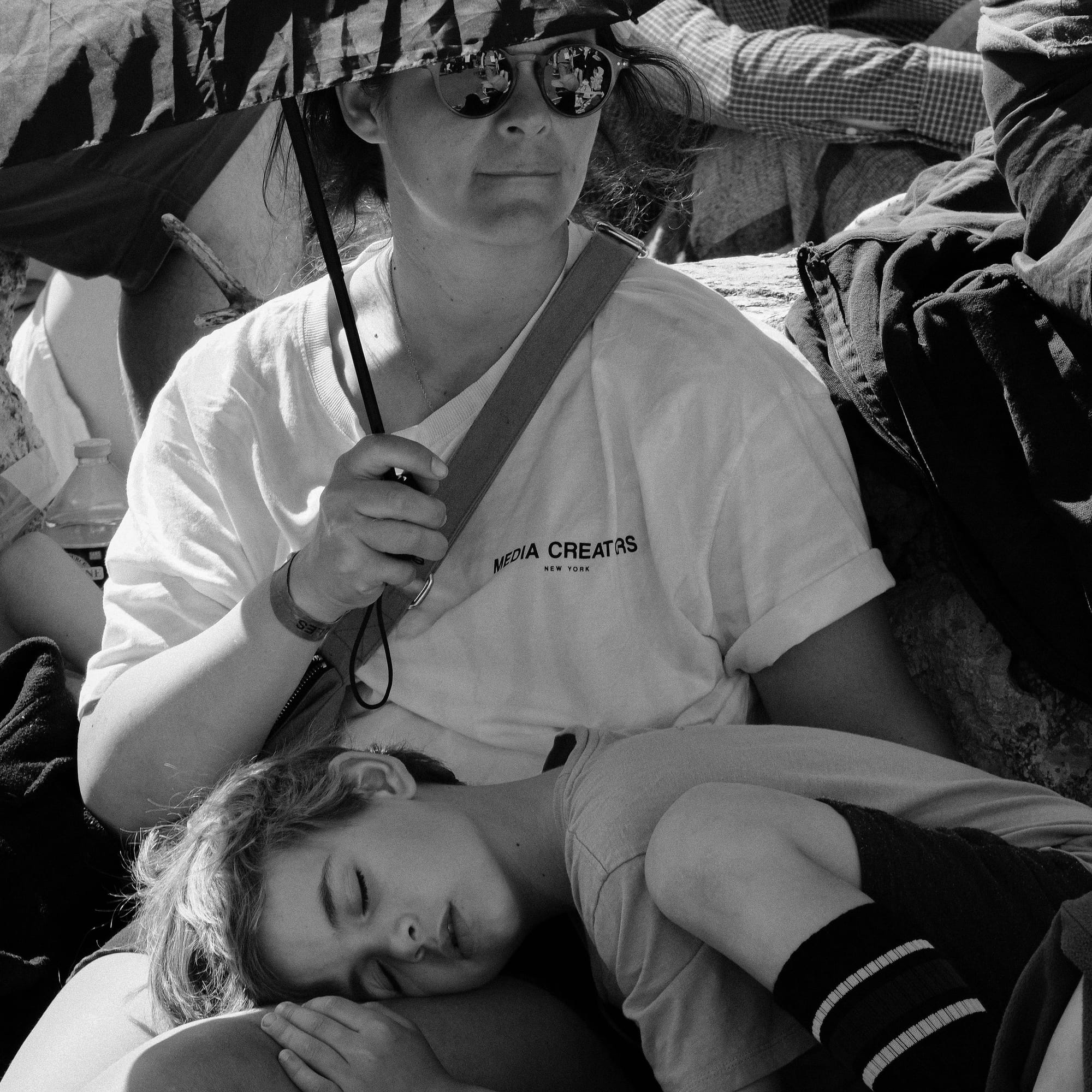 Quelqu'un, quelque part...