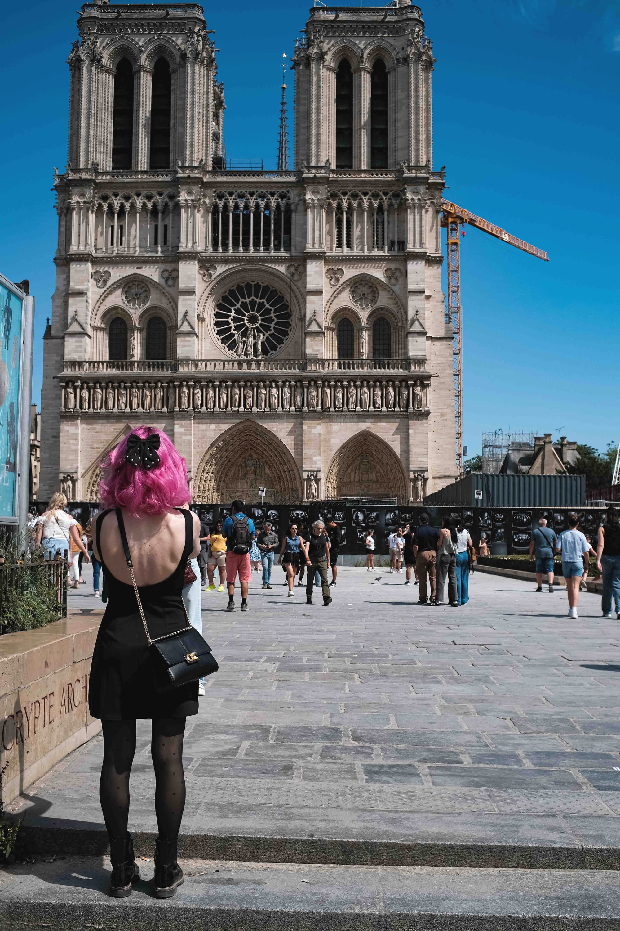 Quelqu'un, quelque part...