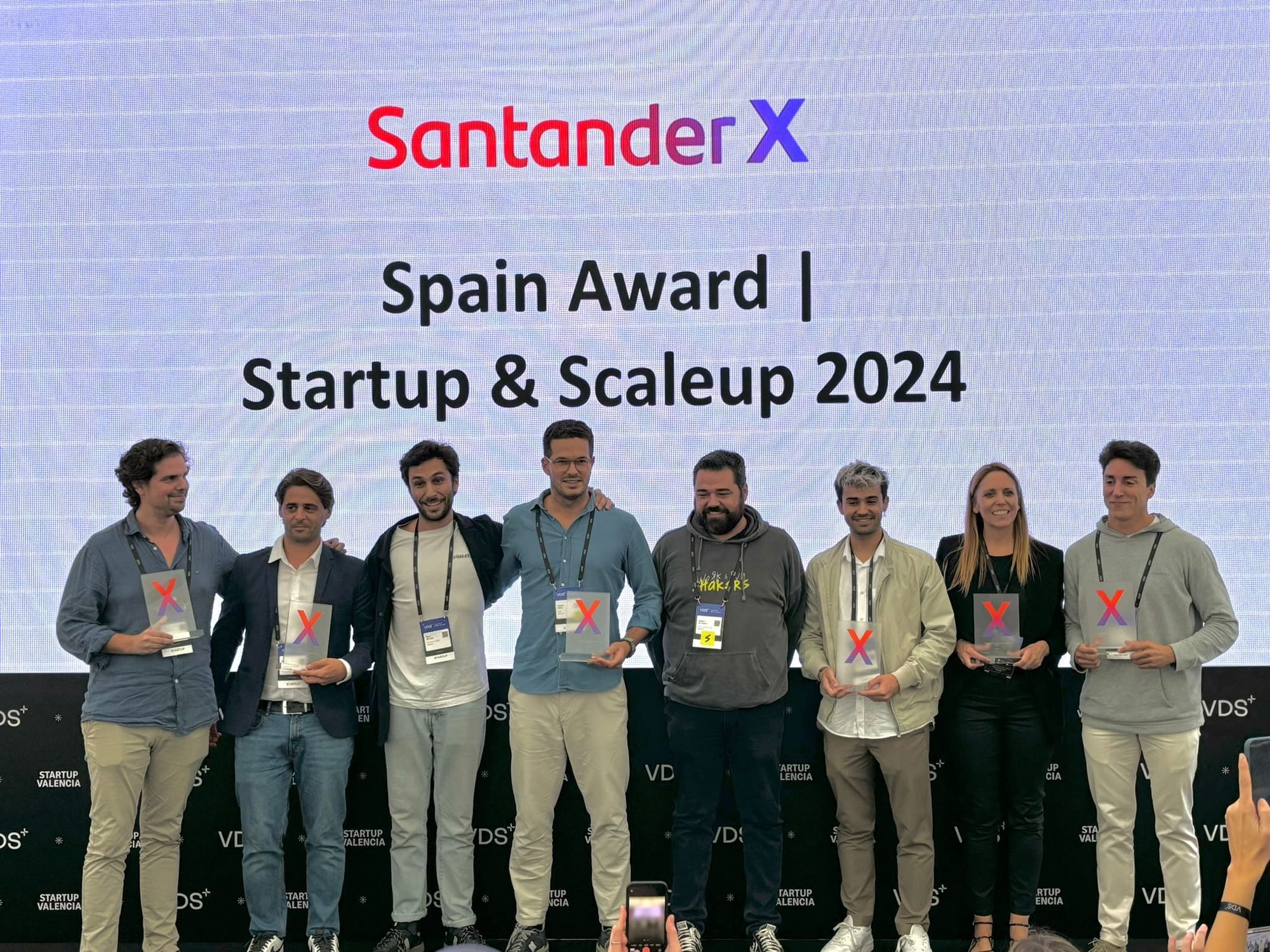 Shakers y Urapehx ganan los  Santander X Spain Award | Startup & Scaleup 2024