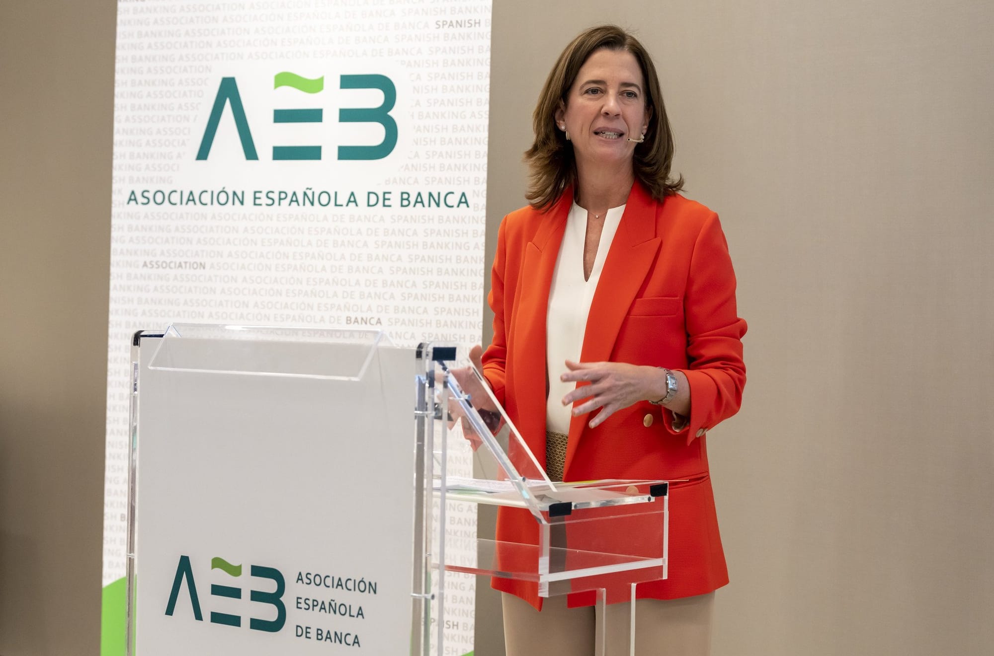 La Fundación AEB crea los Premios Alcanza