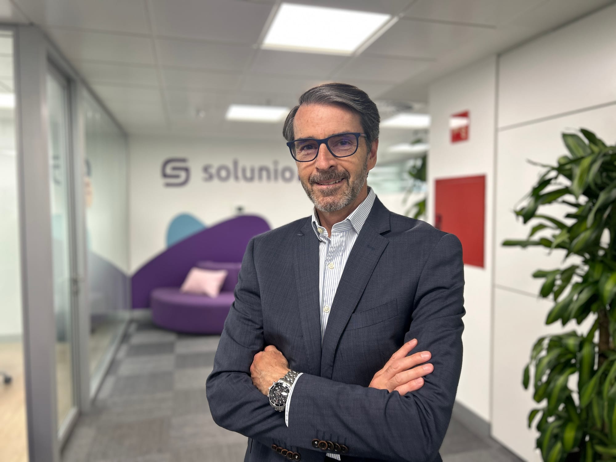 Pedro Bou pasa de Allianz Trade a Solunion