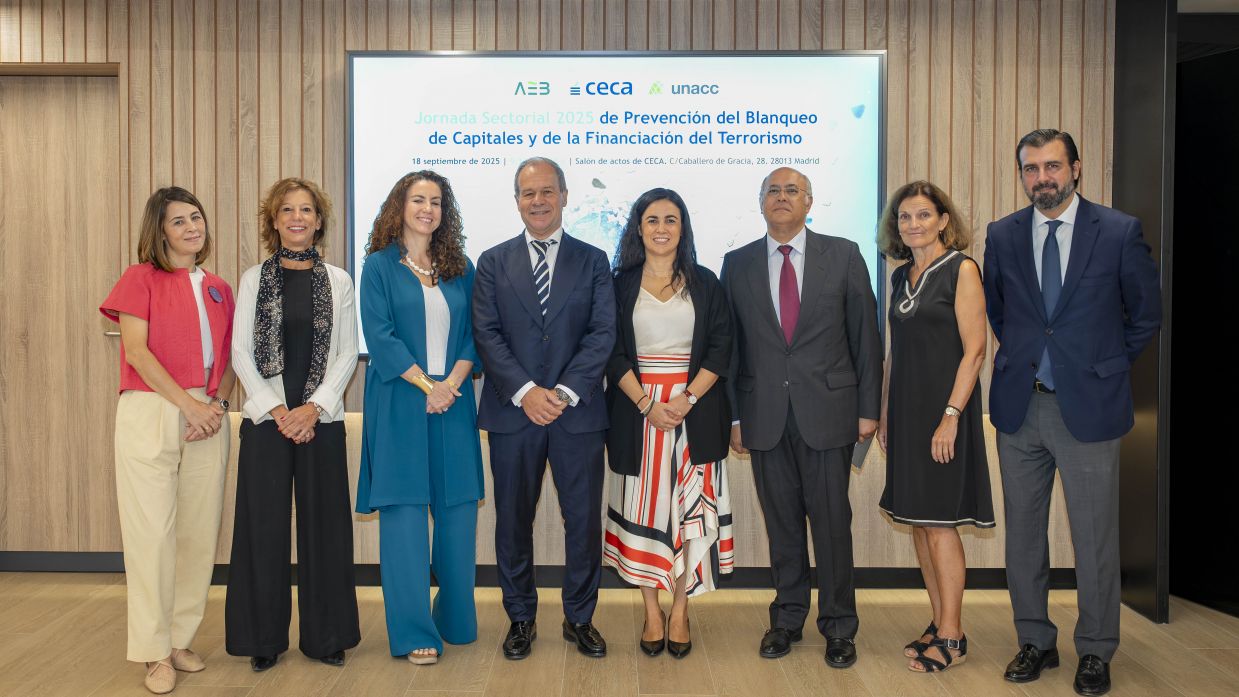 La banca refuerza la lucha contra el blanqueo