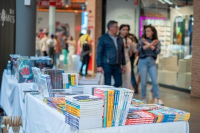 X-Madrid organiza su II Feria del Libro