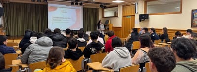 El Santander lleva la educación financiera a 32.900 personas