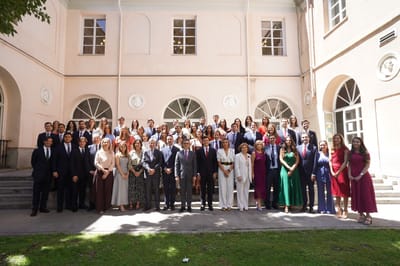 La mujer consolida su mayoría entre los nuevos registradores