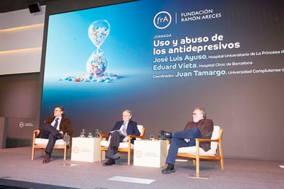 La mitad de las personas con depresión no reciben tratamiento