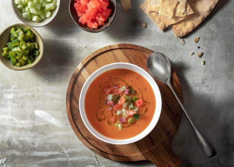 El Ancla del Lago dedica junio al gazpacho