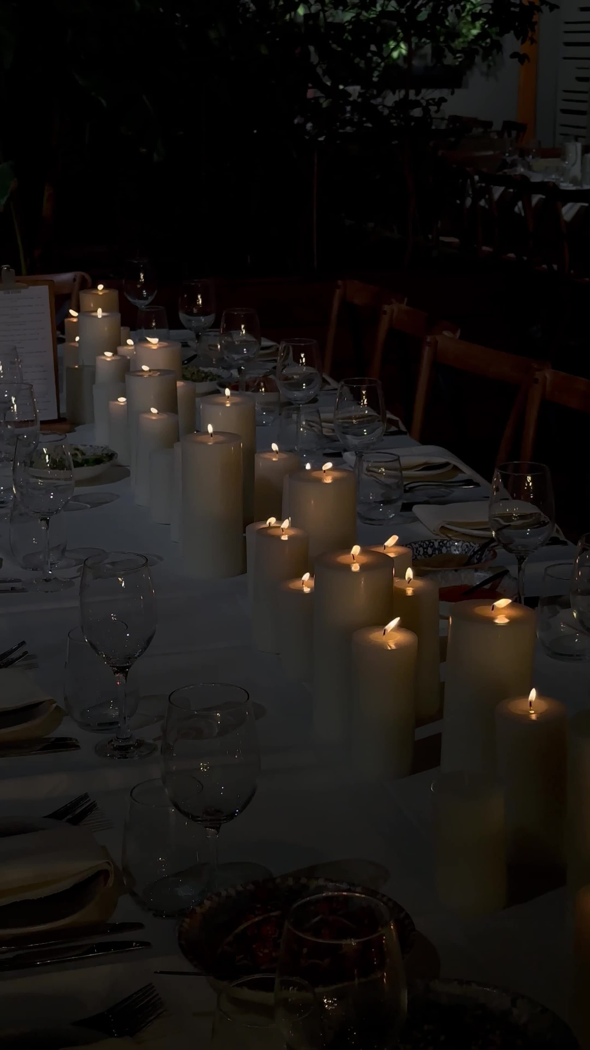 חתונה המעוצבת כולה בנרות- הכי מיוחד ורומנטי