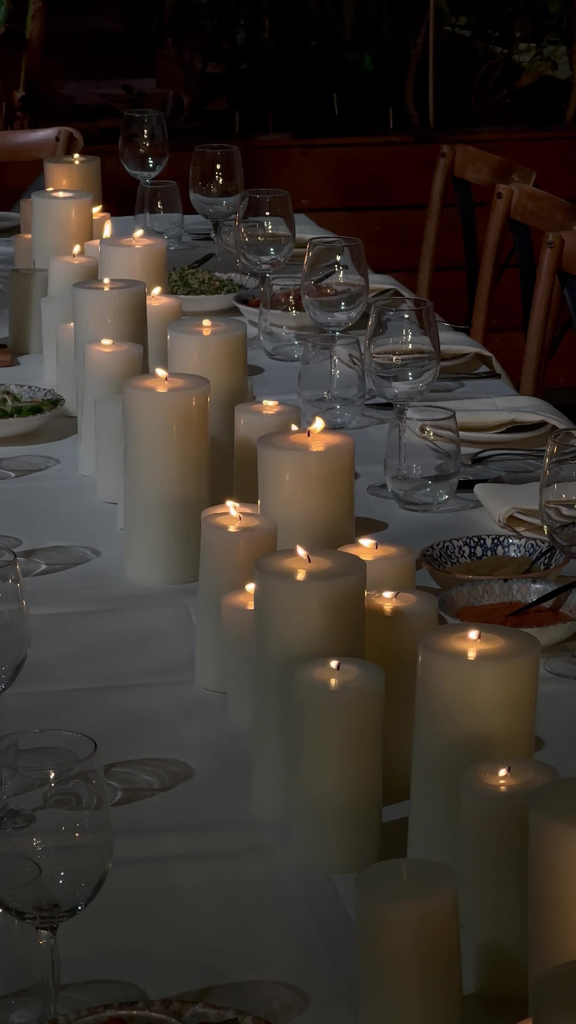 חתונה המעוצבת כולה בנרות- הכי מיוחד ורומנטי