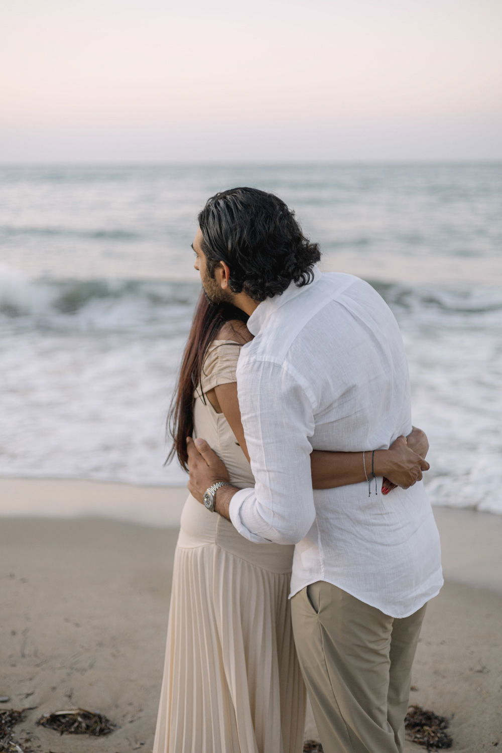 Maternity Love Story in Crete – Beach & Lifestyle Photoshoot