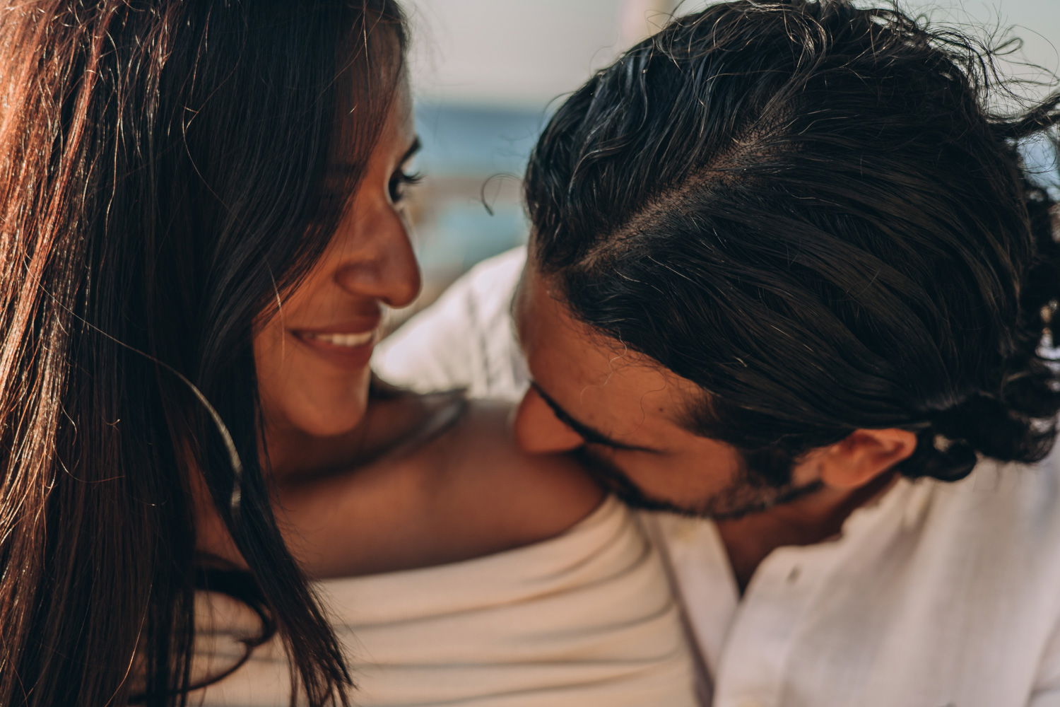 Maternity Love Story in Crete – Beach & Lifestyle Photoshoot