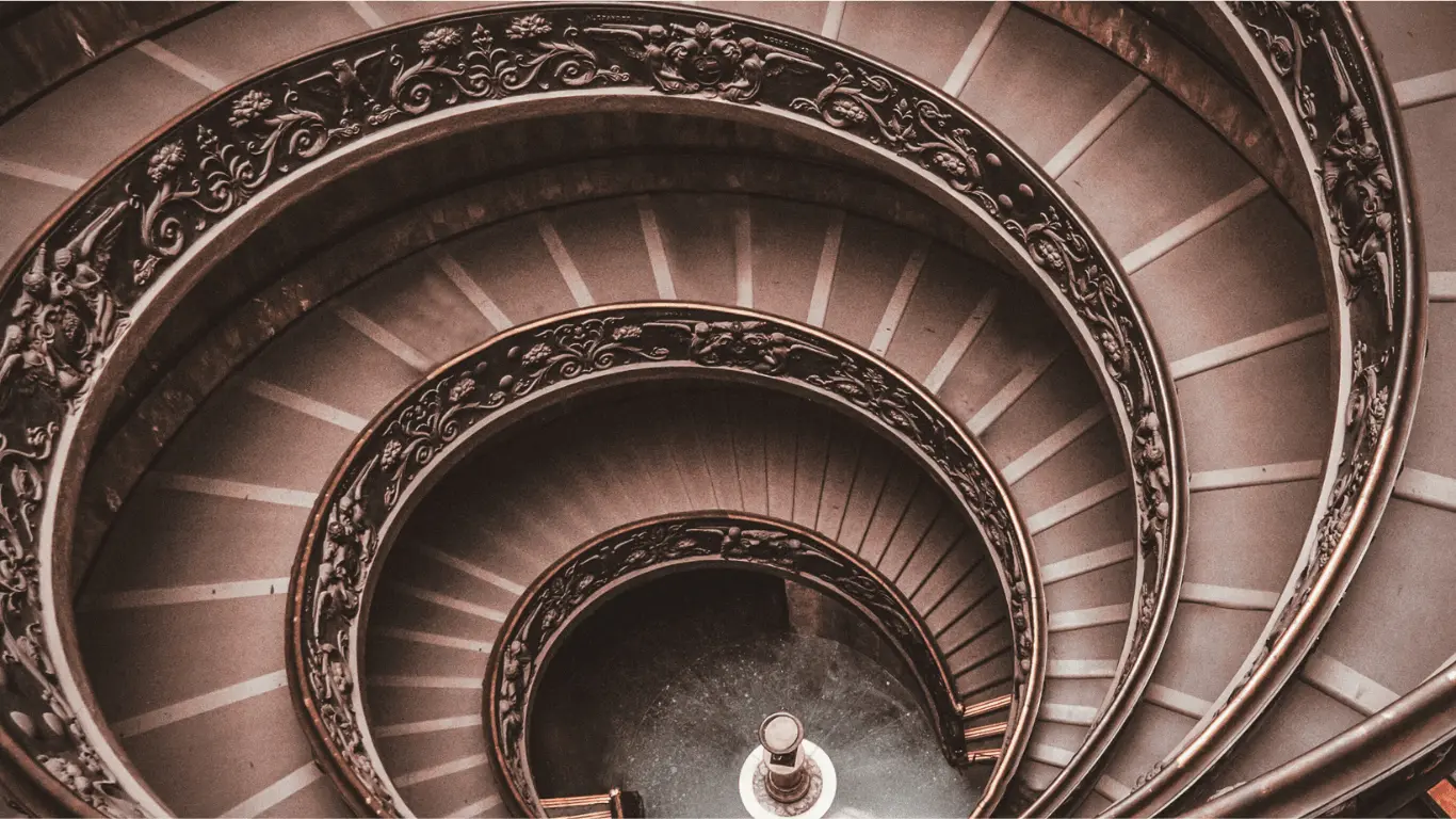 Nem lineáris gyógyulás szakítás után – csigalépcső szimbolikája