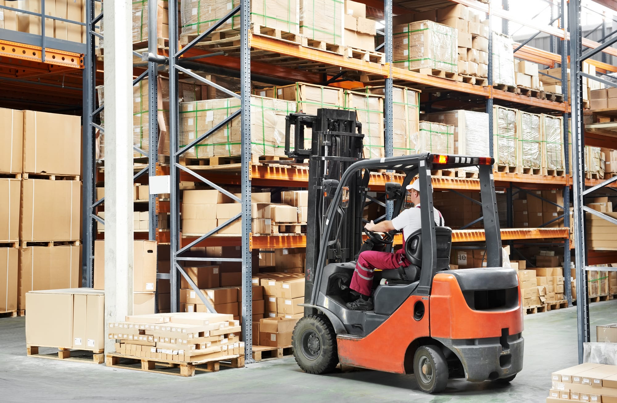 Veilig werken met heftrucks: Hoe je personeel trainen?