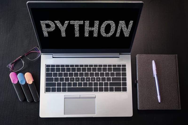 L'Importance d'Apprendre le Langage Python pour les Enfants et les Adultes