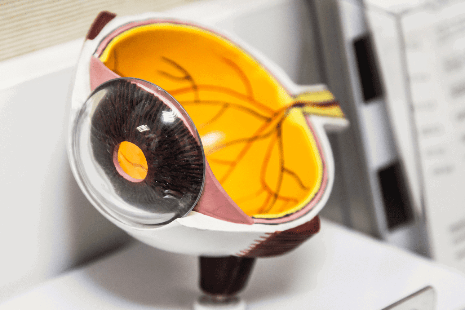 rövidlátás tünetei