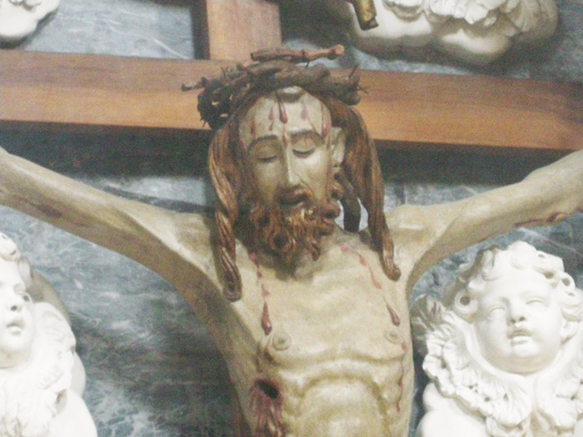 OK_-_CRISTO_DETTAGLIO__-_ALTARE_POVE_-_CHIESA_-_DSCN9838