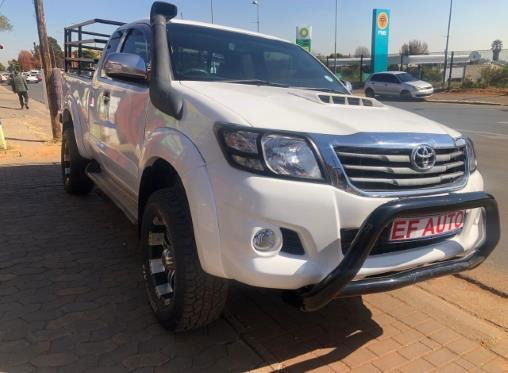 Toyota Hilux 3.0D-4D Xtra Cab Raider
