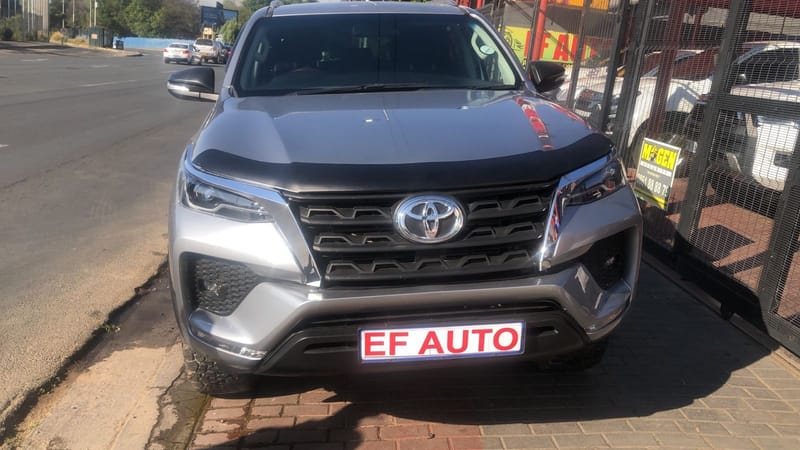TOYOTA FORTUNER