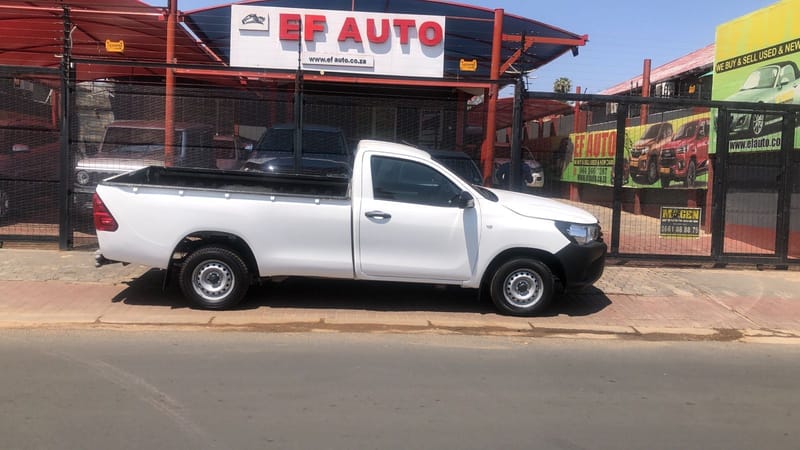 TOYOTA HILUX 2,0 