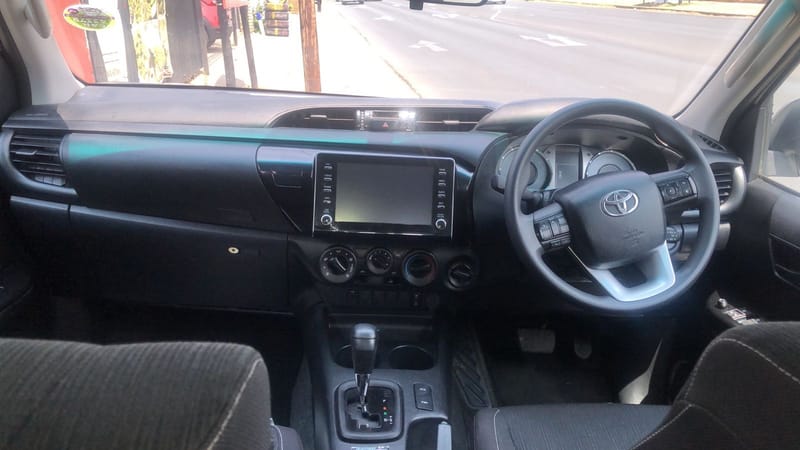 TOYOTA HILUX 2,4 GD6