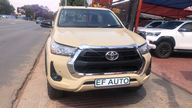 TOYOTA HILUX 2,4 GD6
