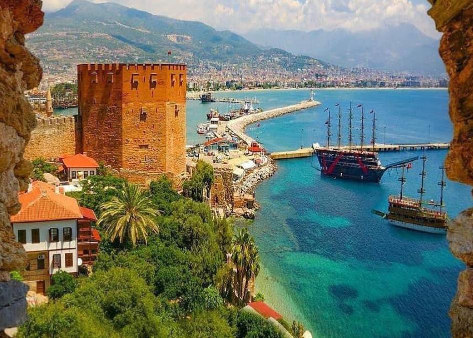 Antalya, Side, Belek, Alanya, Magnavat, Kemer és környéke.